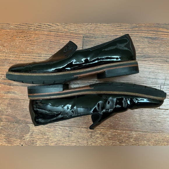 Clarks Leather Frida Loafer in Black - Picture 4 of 6